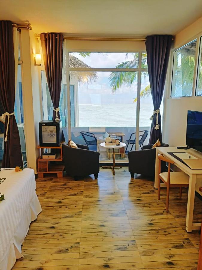 Island Life Maldives Retreat & Spa Magoodhoo المظهر الخارجي الصورة