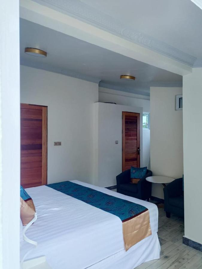 Island Life Maldives Retreat & Spa Magoodhoo المظهر الخارجي الصورة